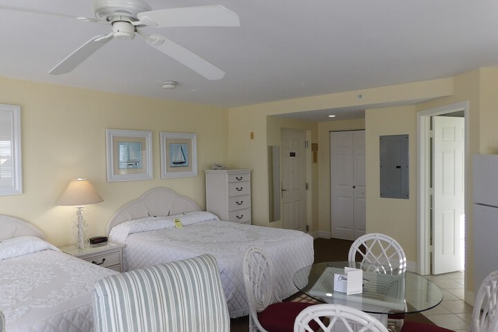 Edison Beach House