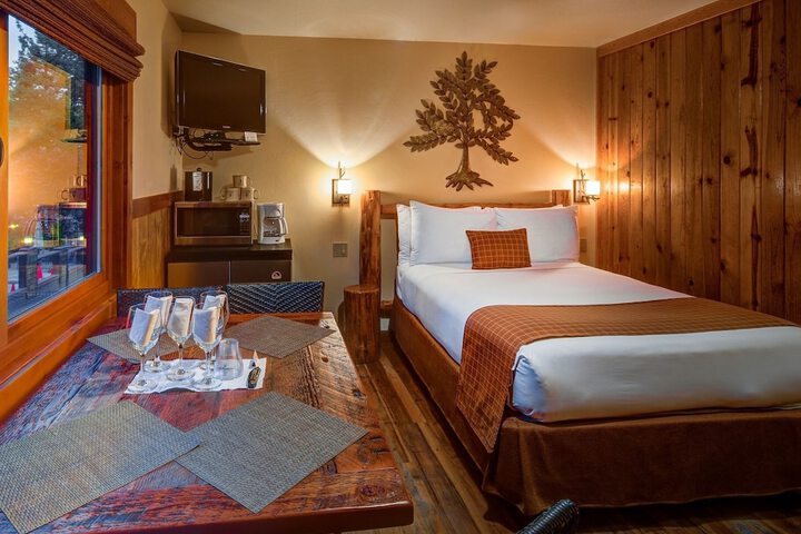 Cedar Glen Lodge