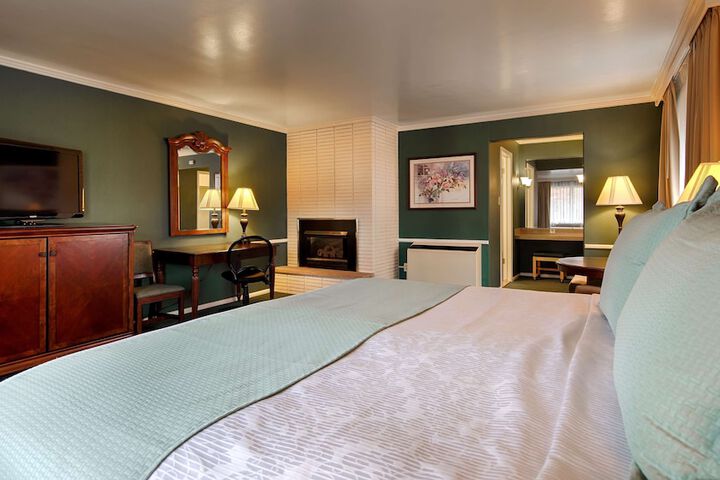 Baugh Motel SureStay Collection by Best Western