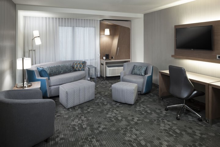 Room 14 of 39