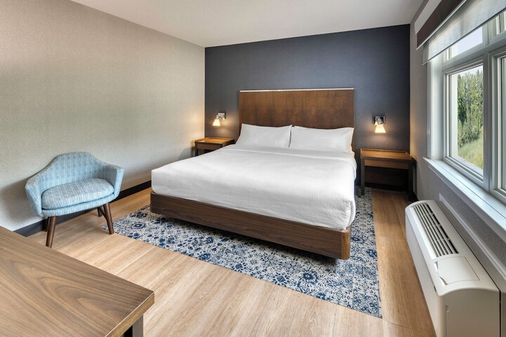 Four Points by Sheraton Barrie