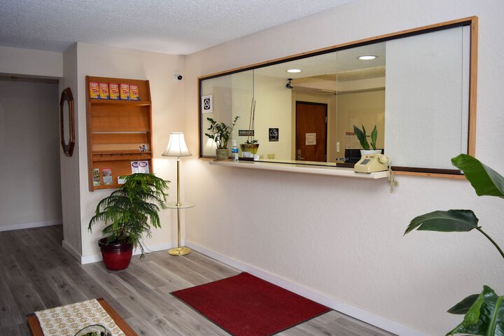 Hotel Interior 4 of 14