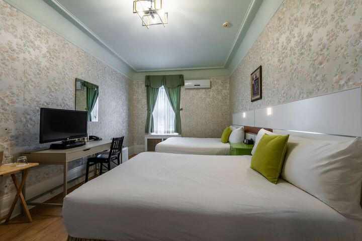 Room 20 of 91