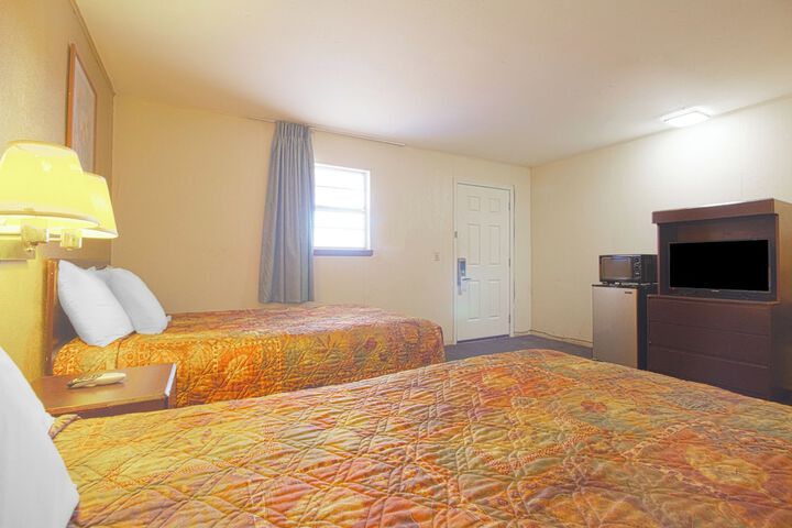 Room 38 of 92