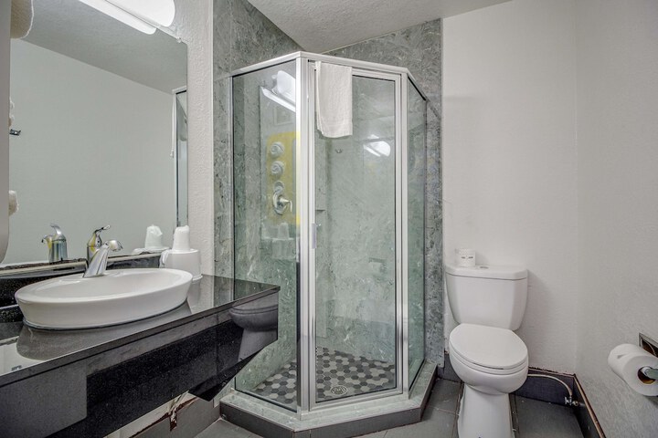 Motel 6 Conroe TX