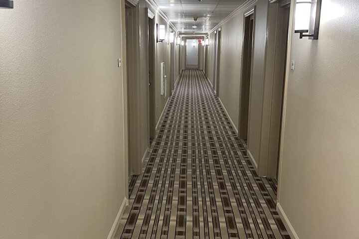 Room 26 of 40