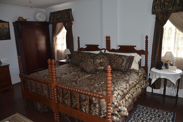Room 46 of 64
