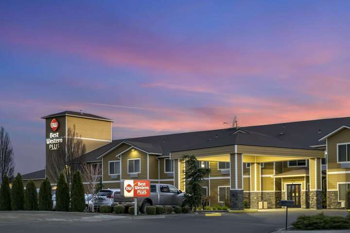 Hotel 7 of 74