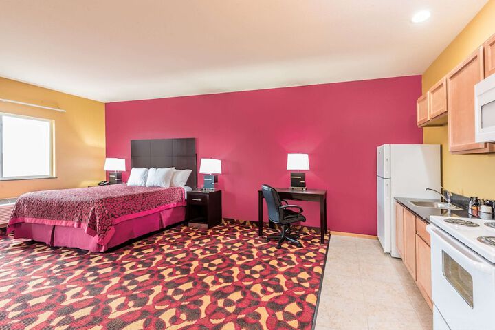 Room 13 of 21