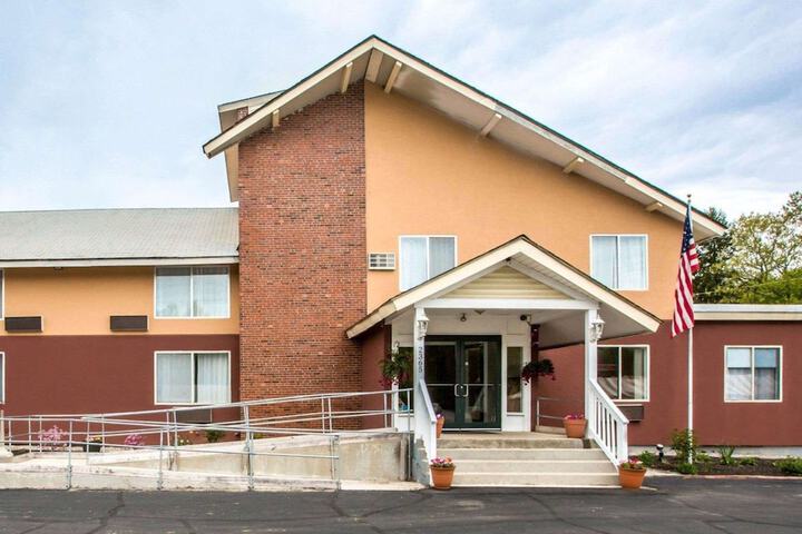 Hotel 3 of 45