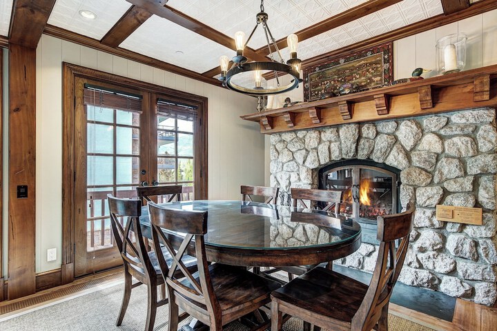 The Lodge at Vail a RockResort by Vail Resorts
