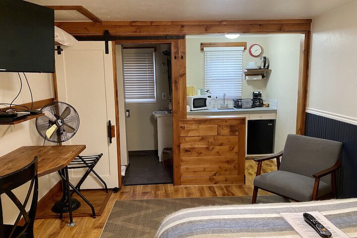 Room 42 of 62