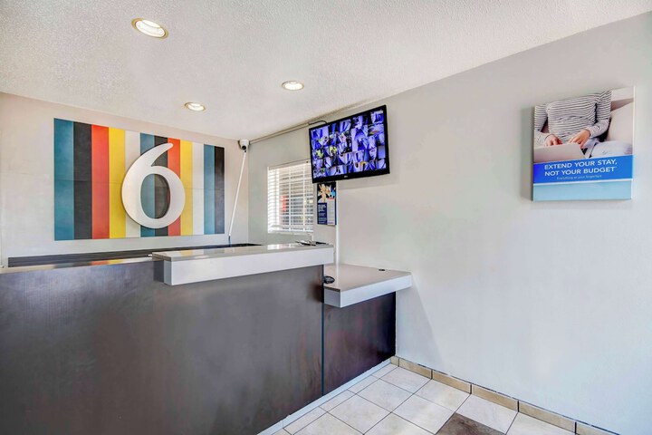 Studio 6 Extended Stay - Ocean Springs MS