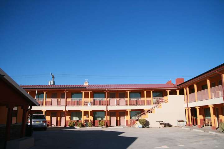 Budget Inn