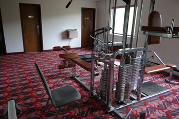 Magnuson Hotel & Suites Bellevue