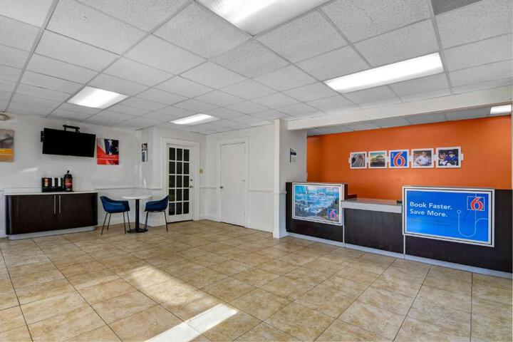 Motel 6-Atlanta GA