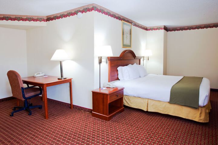 Holiday Inn Express Hillsville by IHG