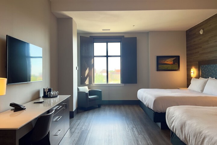 Room 110 of 174