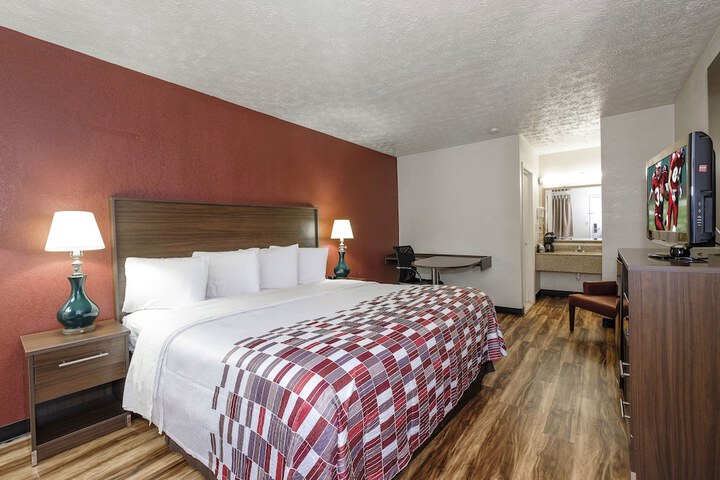 Red Roof Inn Edgewood