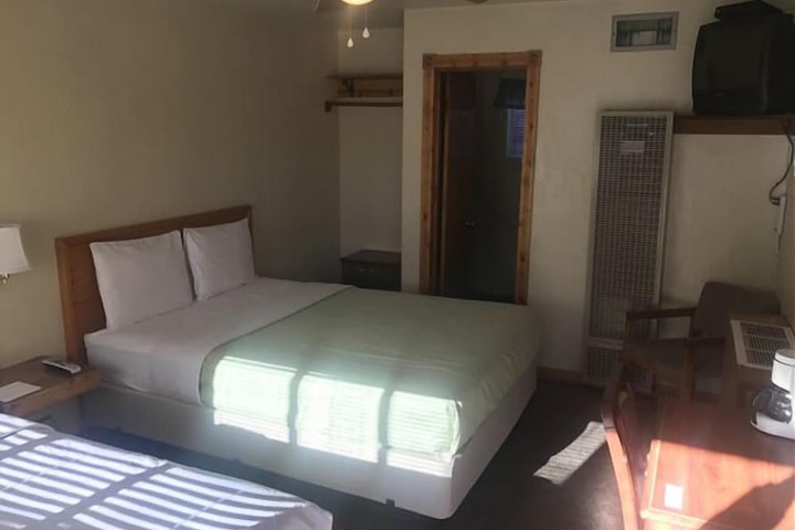 Room 12 of 41