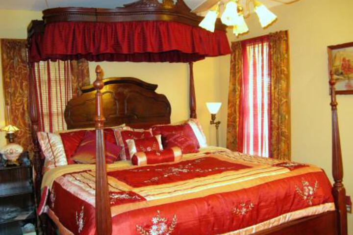 Allas Historical B & B