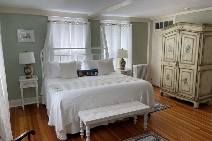 Room 14 of 47