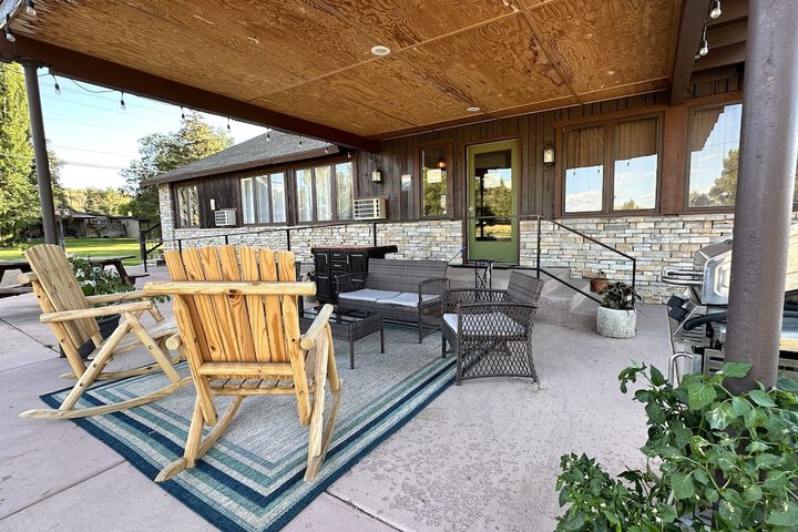 Moosehead Lodge & Cabins