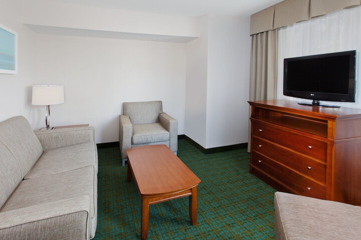 Room 30 of 40