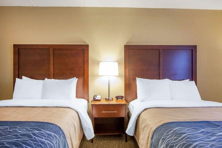Room 15 of 28