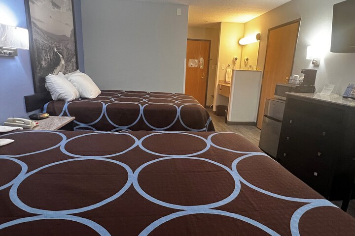 Room 28 of 29