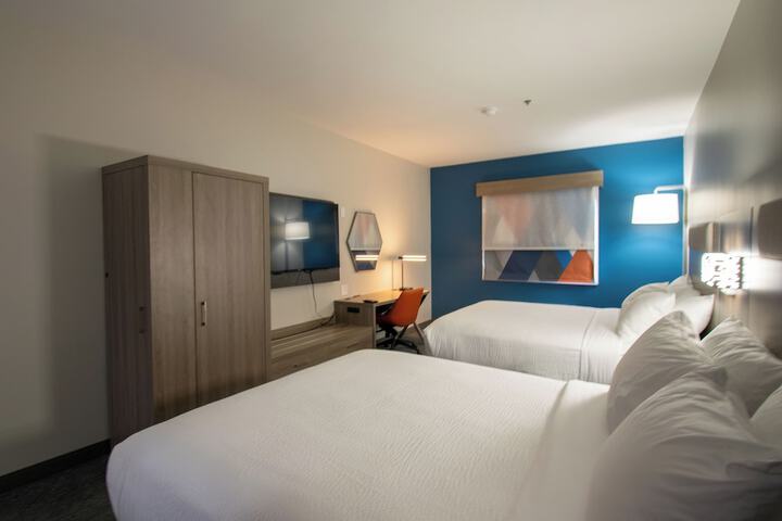 Room 20 of 33