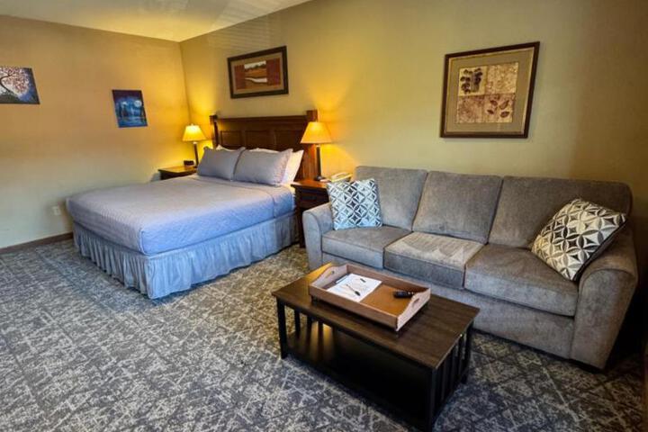 Morning Star Lodge - Hosted by Linda