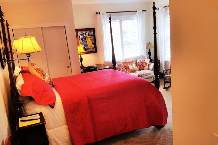 Room 273 of 392