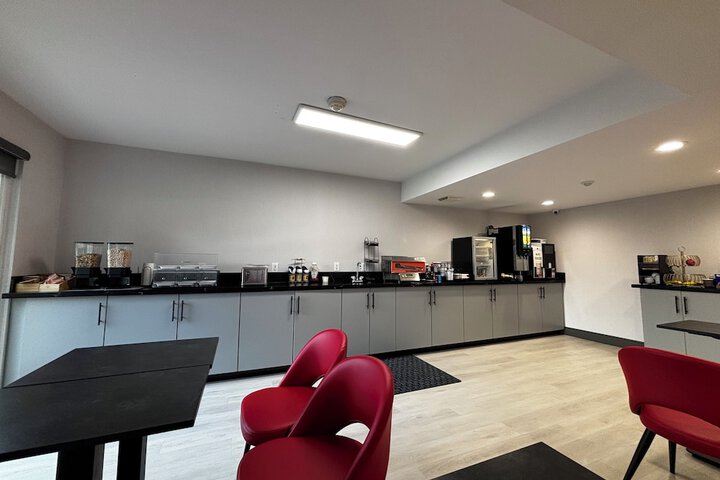 Ramada by Wyndham Kingston