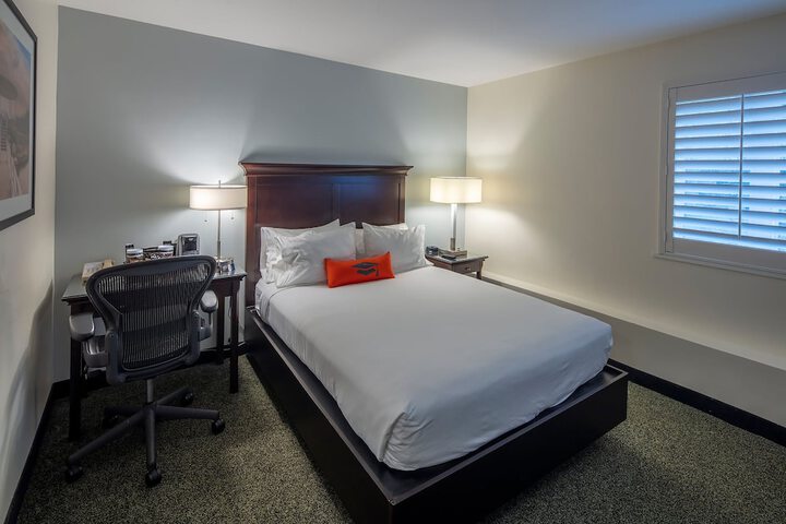 Collegian Hotel & Suites Trademark Collection by Wyndham