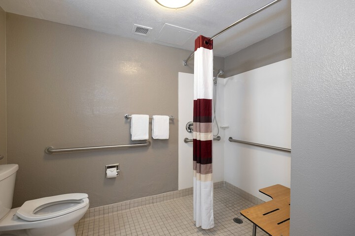 Red Roof Inn PLUS+ Boston - Mansfield / Foxboro