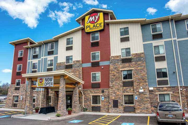 My Place Hotel - Marquette MI