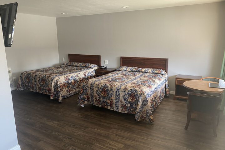 Room 21 of 37