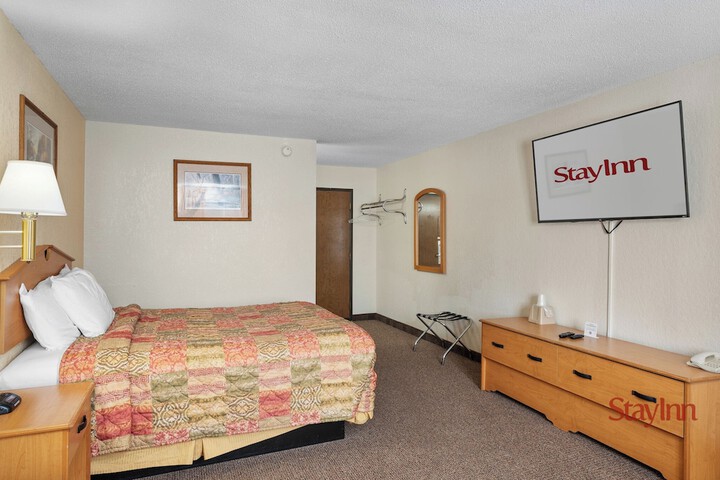 Room 20 of 49
