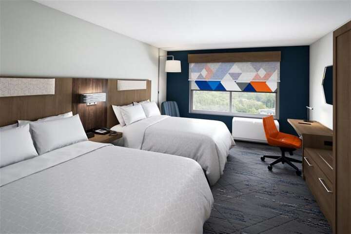 Holiday Inn Express & Suites Alexandria by IHG