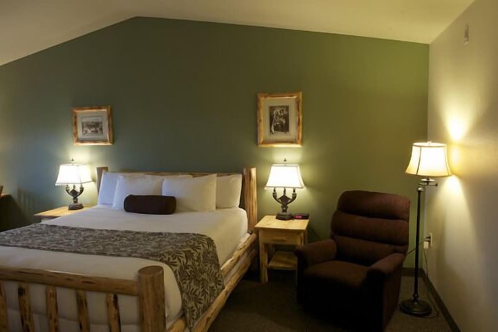 Cody Legacy Inn & Suites