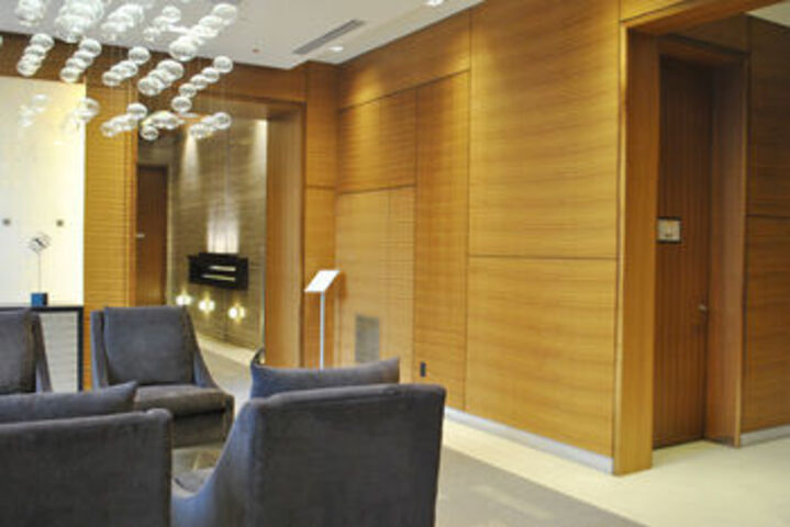Livingsuites Toronto Front & John