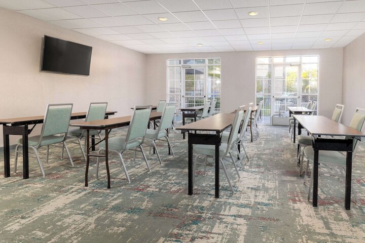 Homewood Suites by Hilton Ontario-Rancho Cucamonga