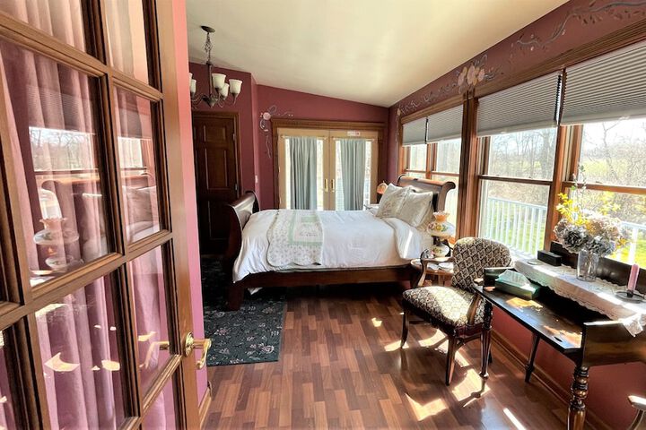 Room 19 of 36