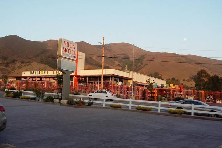 Hotel 8 of 38