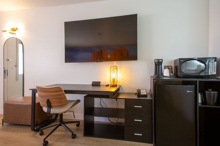 Room 53 of 72