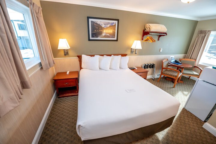 Room 34 of 114