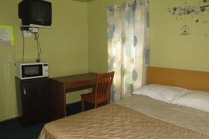 Pillow Talk Motel