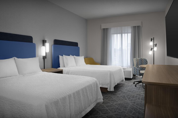 Hampton Inn & Suites Laurel MS