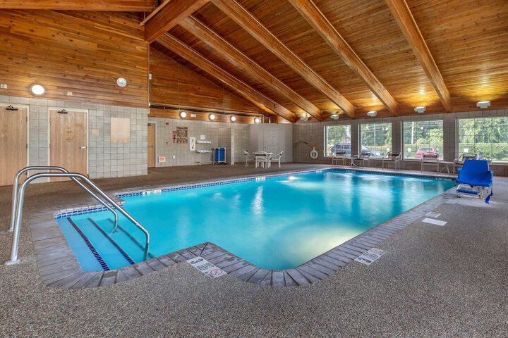 Pool 4 of 33